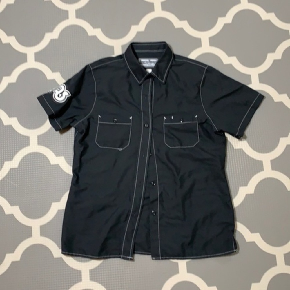 Throttlethreads black button up shirt size medium